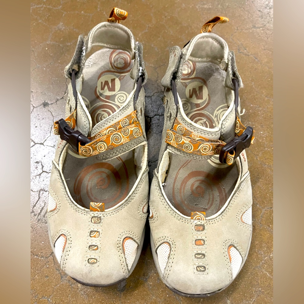 Merrill women’s size 7